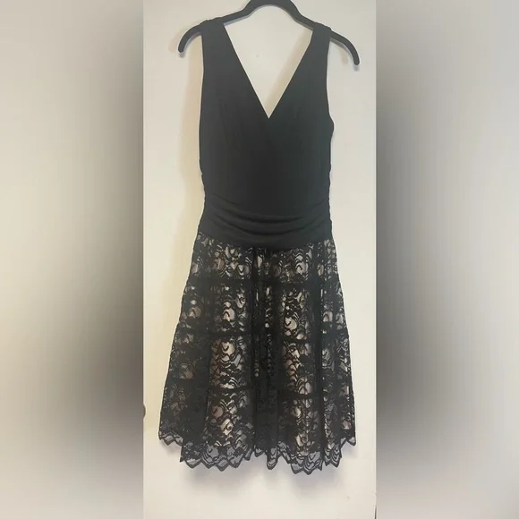 black and gold dress size 10 Elegant Mermaid Plus Size Black and Gold Evening Dress with V-neck Rosymae
